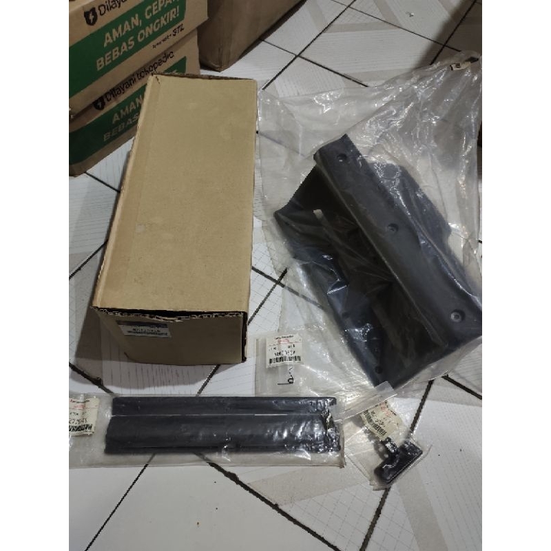 5 buah barang laci T120SS