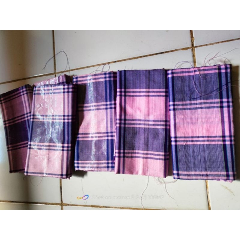 sarung bugis  KDI sengkang