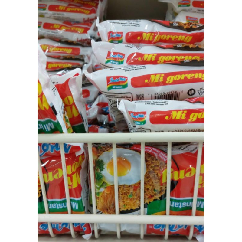 

mie instan Indomie goreng 84g