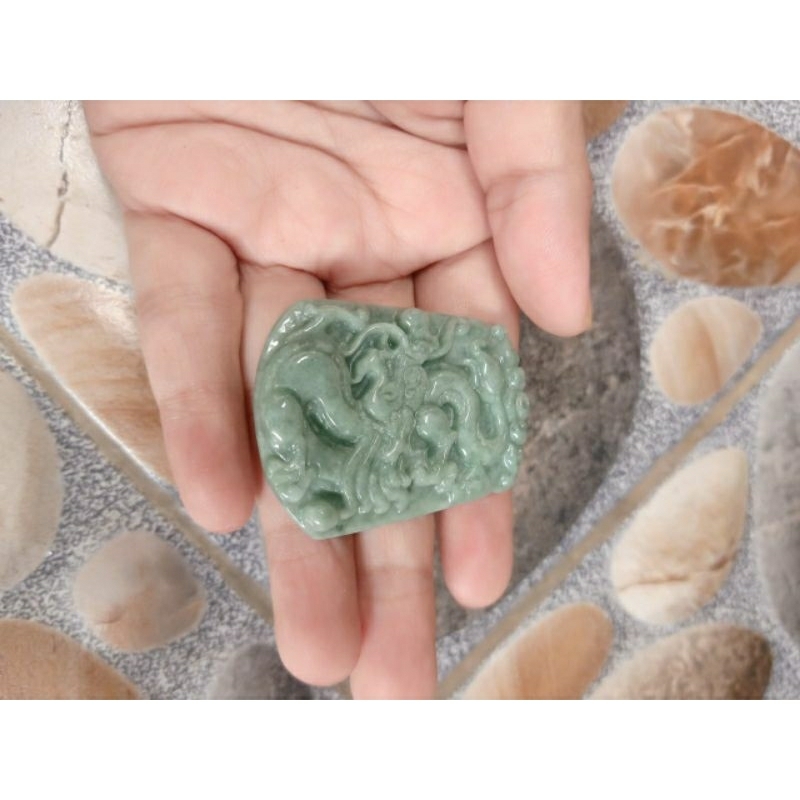 Batu Giok Hitam Natural Black Jadeite Jade Tipe A