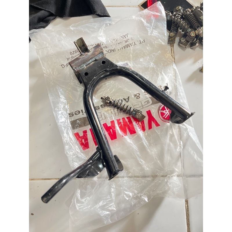 jagang tengah jupiter pnp cb gl100  / Jagrak standar jagang tengah jupiter pnp cb gl mp original / j