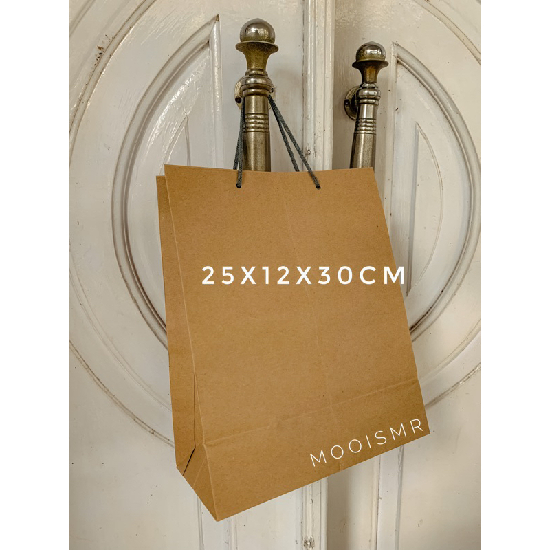 

Paperbag Kraft 25 x 12x 30 cm Paper Bag Kado Gift