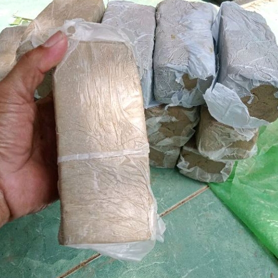 Tanah liat putih/tanah angir 1 kg