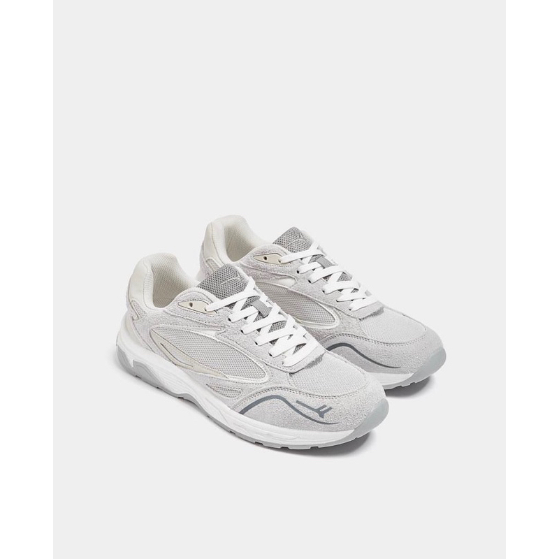 New Bukan Preloved - Sepatu Pull and Bear Retro Trainers Grey White