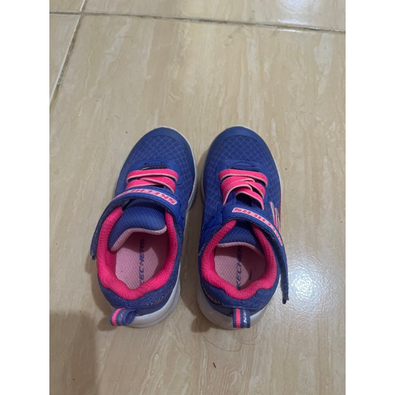 preloved sepatu skechers anak