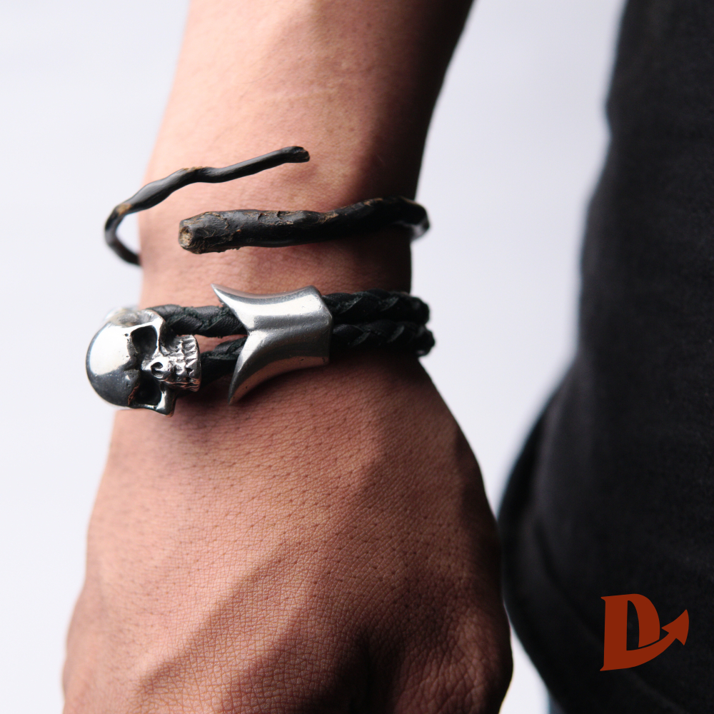 Bracelet Skull Leather / Gelang tengkorak Man