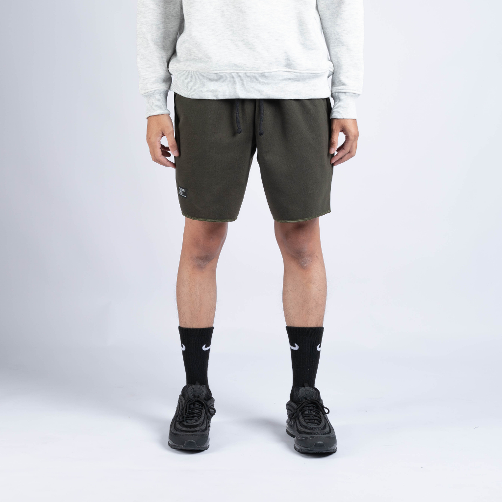 

ID FLADE STUDIOS - FLADE SHORT PANTS FLEECE - CELANA PENDEK TRAINING - ARMY