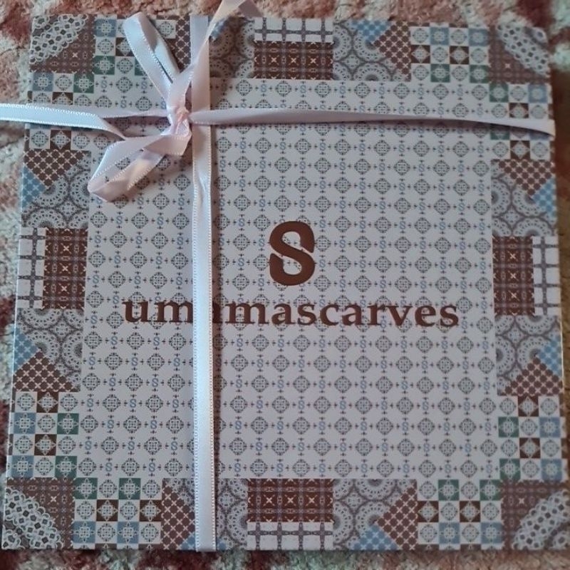 Umama Scarves Premium Box