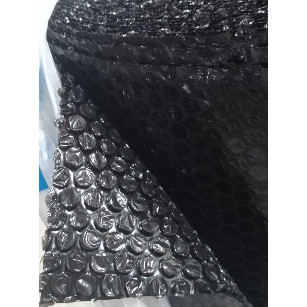 

RB BUBBLE WRAP MURAH 50m x 125cm / BUBBLE WRAP BENING / BUBBLE WRAP HITAM 125 CM X 50 M / BUBBLE