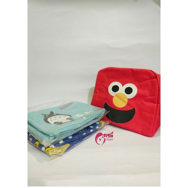 Tas untuk traveling untuk tempat make up, tempat perlengkapan bayi karakter lucu