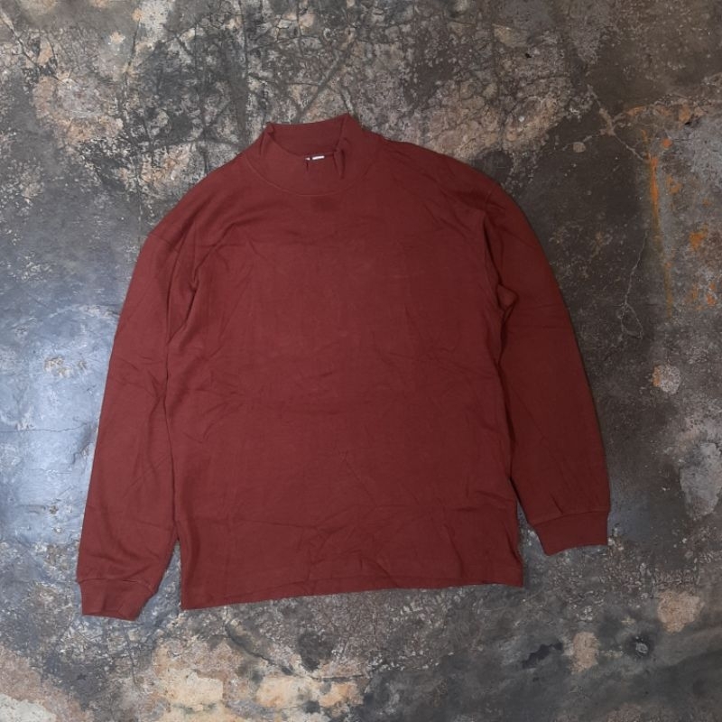 LONGSLEEVE TURTLE NECK UNIQLO U