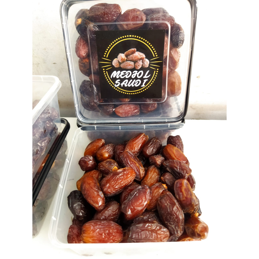 

Kurma Medjolcalifornia 1kg / kurma medjool / medjool dates / oleh oleh haji dan umroh