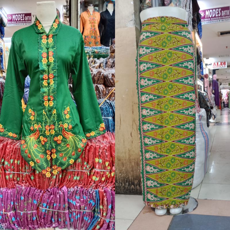 1STEL KEBAYA NCIM/ ROK TUMPAL.