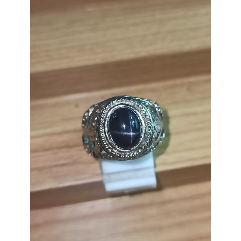 Batu akik black star/bangsing star