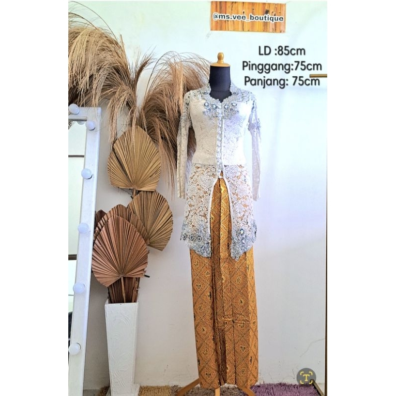 Kebaya Putih/ Kebaya Akad/ Kebaya Pengantin