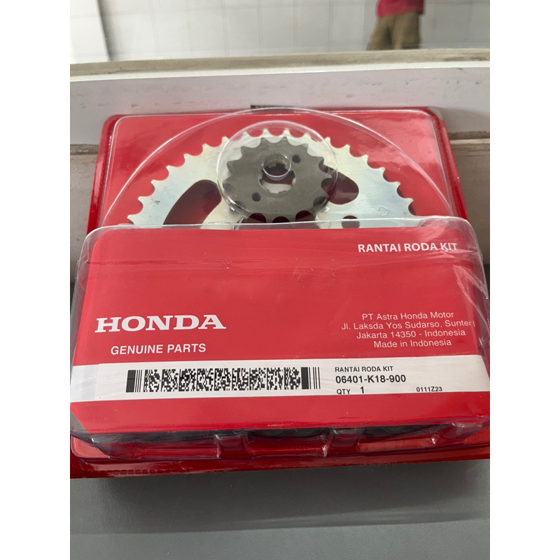 Rantai Roda Kit (Drive Chain Kit) – Verza 150 06401K18900