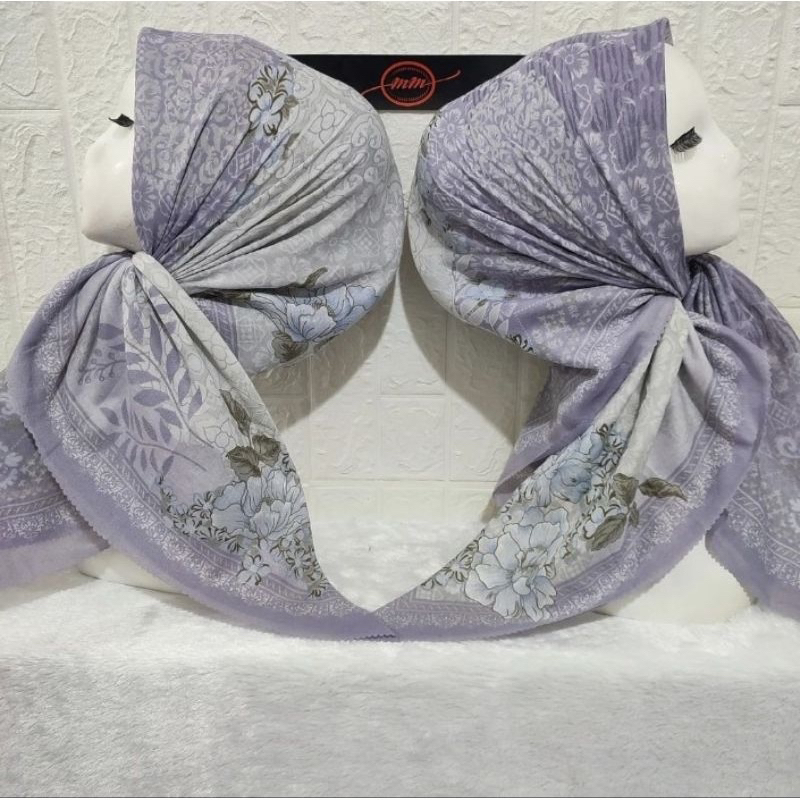 Promo Hijab Segi Empat Voal Motif Bunga Warna Lilac Jilbab Terbaru