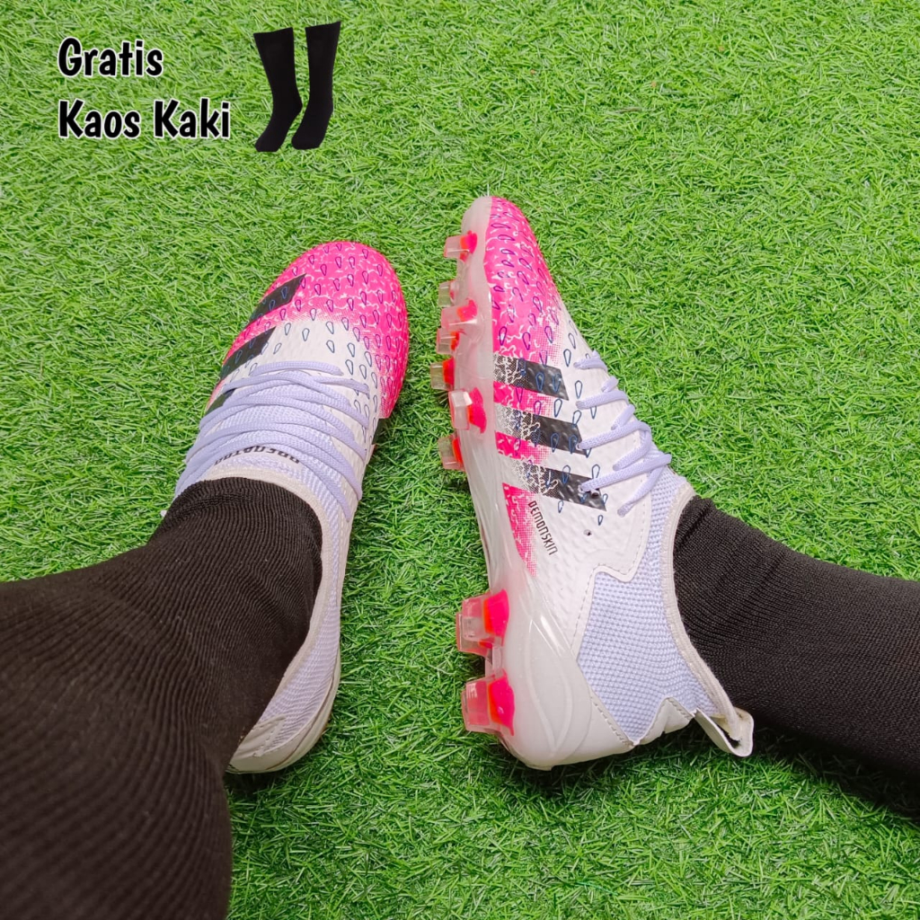 Sepatu Bola Adidas Predator Bots Terbaru 2024 Gratis Kaos Kaki