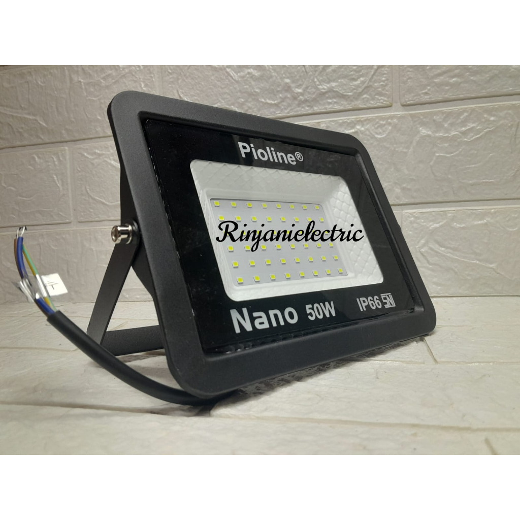 LAMPU SOROT LED FLOODLIGHT PIOLINE NANO 10W, 20W, 30W, 50W, 100W, 200W, PUTIH.