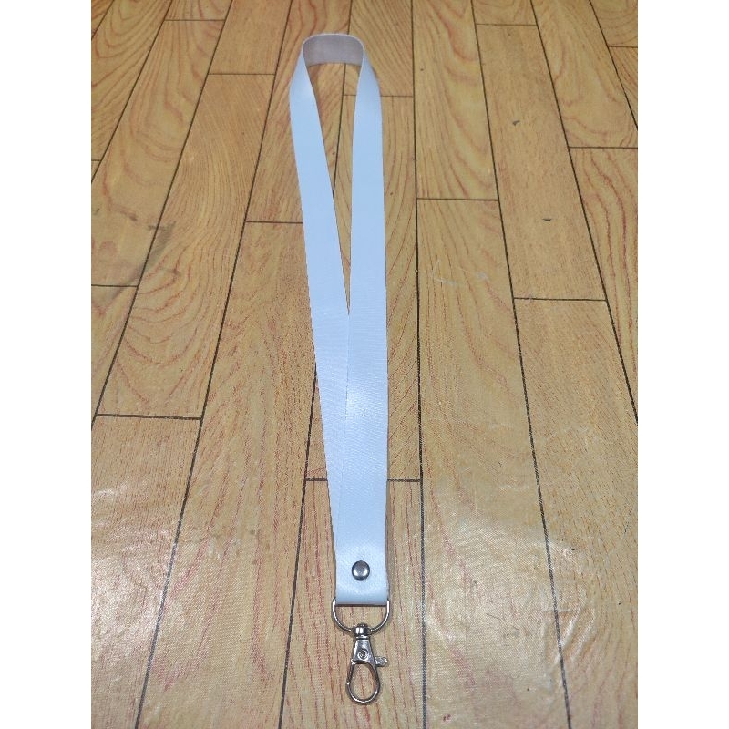

lanyard putih polos tanpa stopper ( tidak bisa custom )