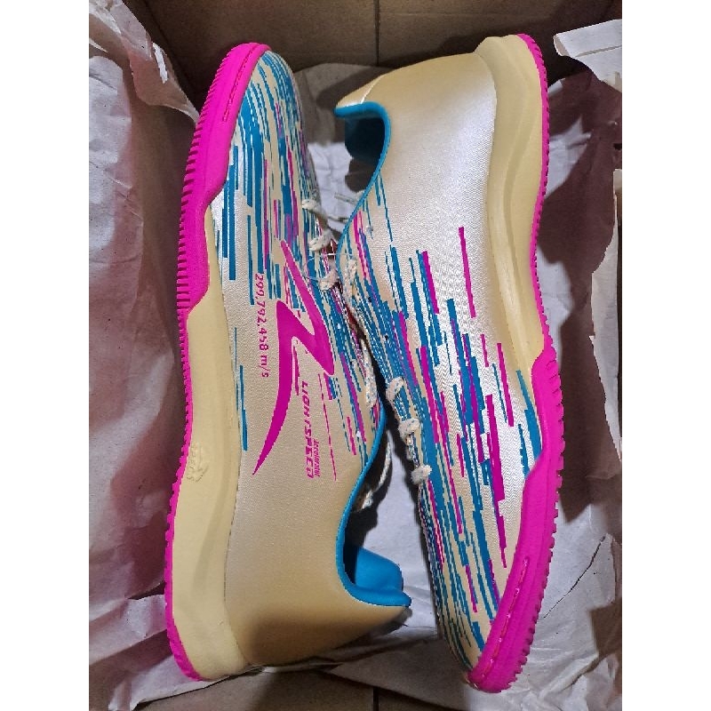 Specs Lightspeed Reborn Ivory IN NEW BNIB 100% Original Sepatu Futsal || EBS Sport Solo