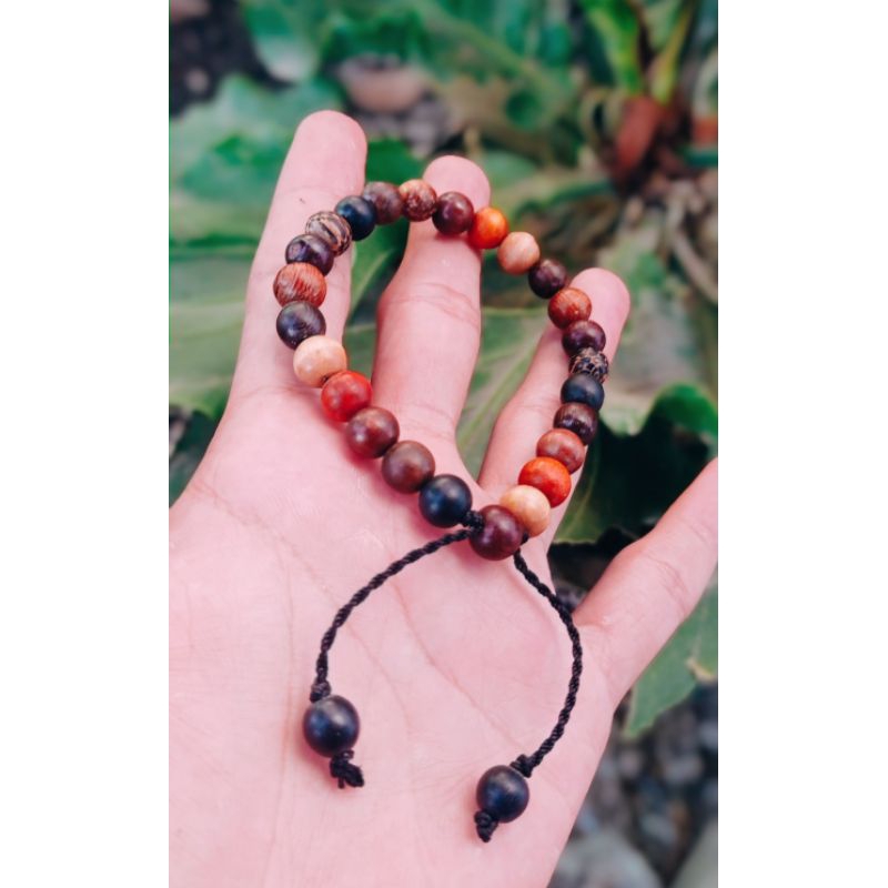 gelang kayu bertuah (kombinasi 11 kayu bertuah)