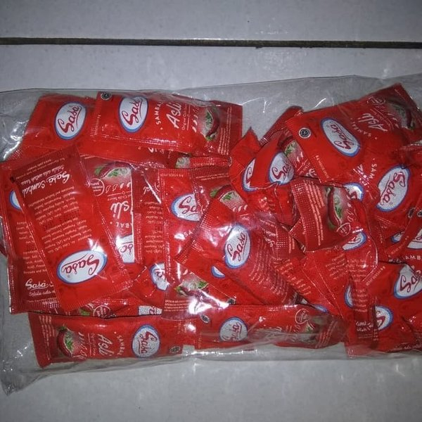 

SASA SAMBAL ASLI SACHET POLOS 9G 48S