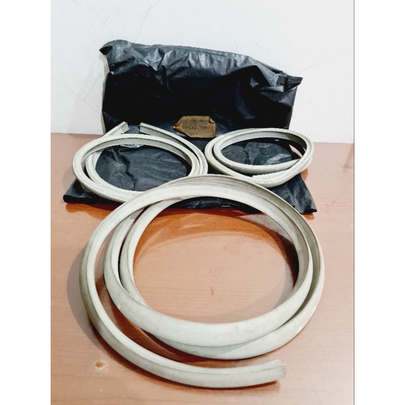 Karet Spakbor/ Tepong VESPA TUA  NOS ORI