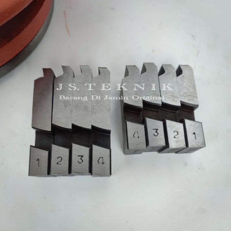 Alat Senai Drat Pipa 4 inch Type 117 Ratchet Die Stock 2 1/4 - 4"