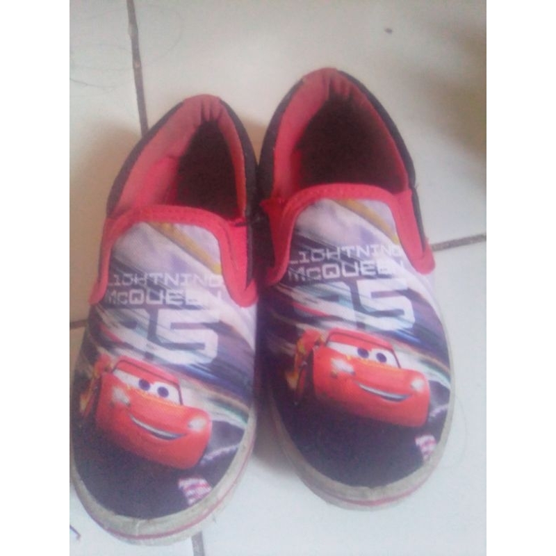 preloved sepatu mcqueen