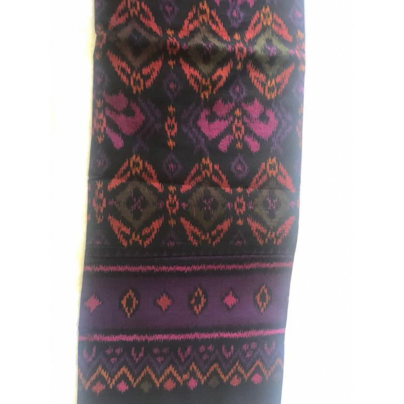 kain Tenun Endek motif Palembang terbaru