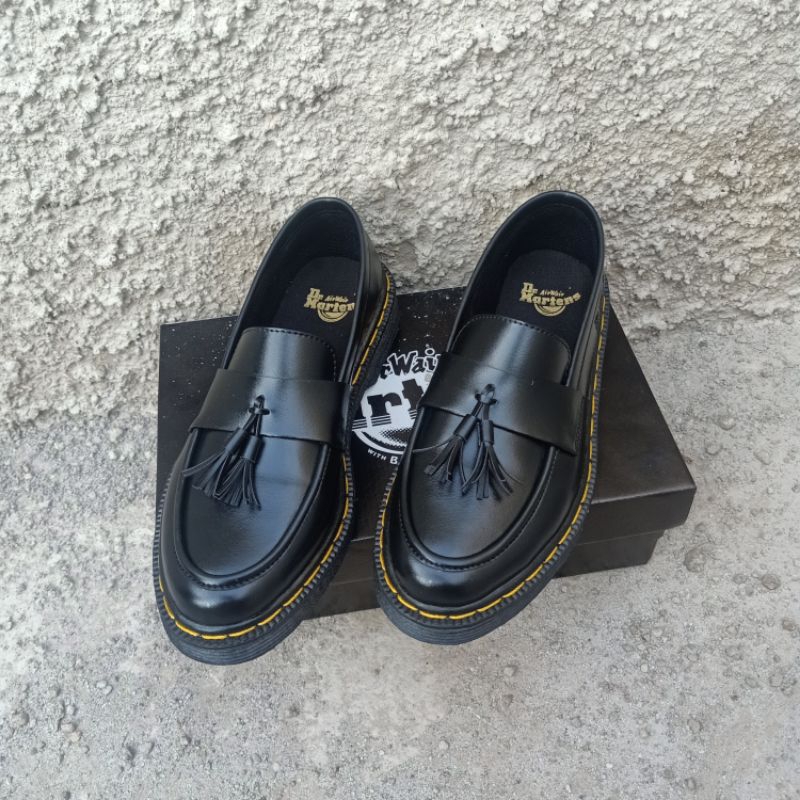 TERBARU SEPATU LOAFERS PRIA TERBARU,SEPATU LOAFERS PRIA,SEPATU HITAM LOAFERS MURAH