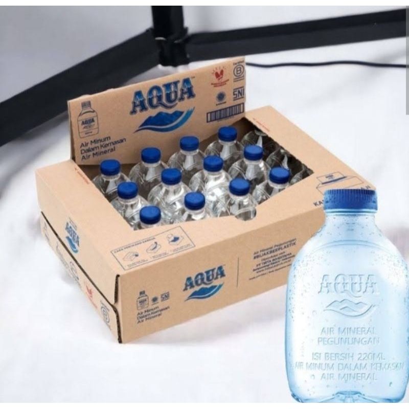 

XMASTER AQUA CUBE 220ML BOTOL MINI LIMITED EDITION 1 DUS/KARTON ISI 24 (KHUSUS INSTAN)