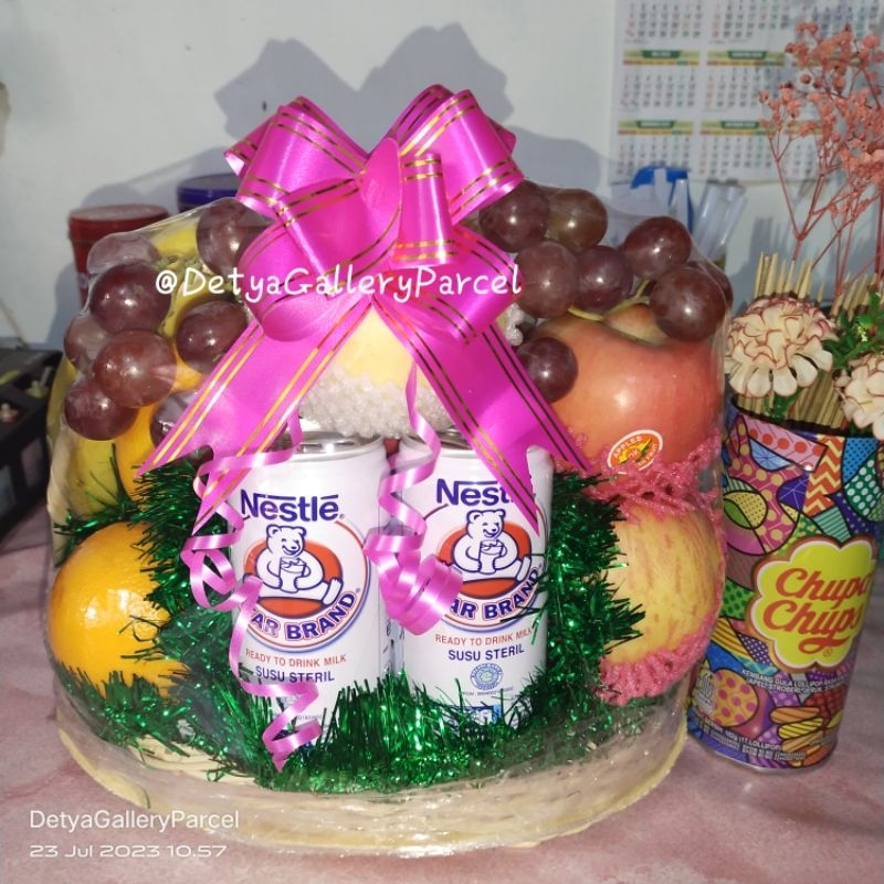 

PARCEL BUAH BEKASI / PARCEL ISOMAN / PARCEL BUAH SEGAR / PARCEL BUAH &SUSU