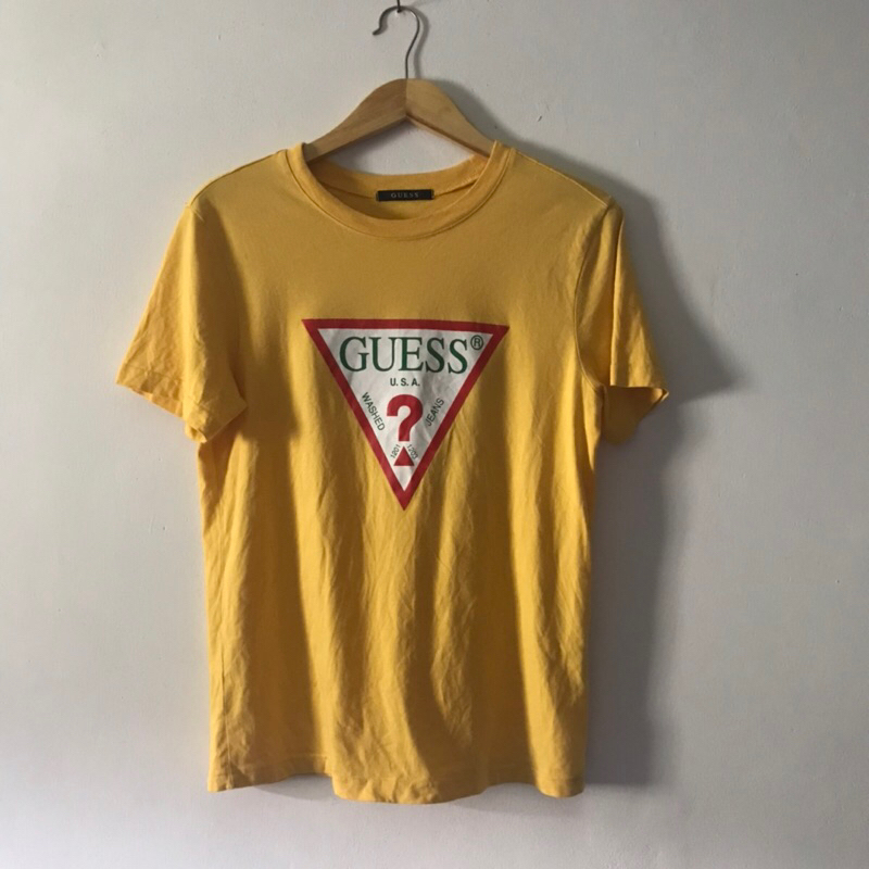 tshirt guess triangle second