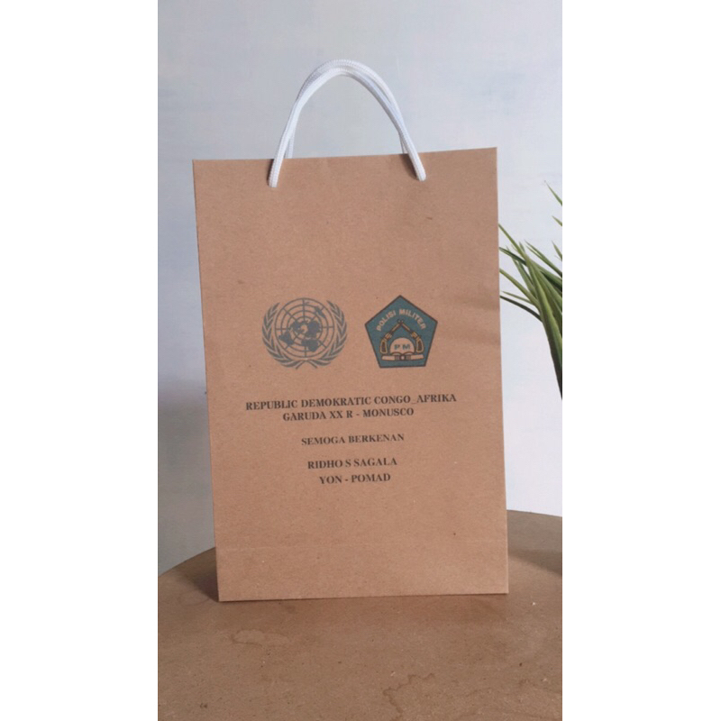 

Paperbag coklat Custom logo