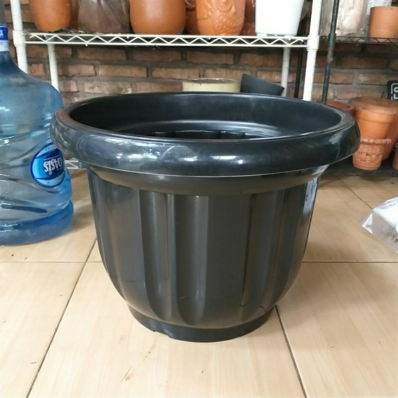 RB POT BESAR 50 HITAM MENGKILAP JUMBO POT TANAMAN BESAR MURAH