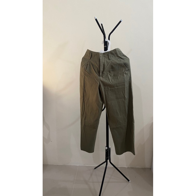 uniqlo olive culotte pants