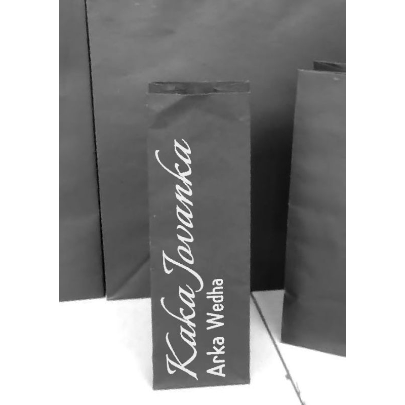 

paperbag botol custom silver ukuran 8 x 7 x 25