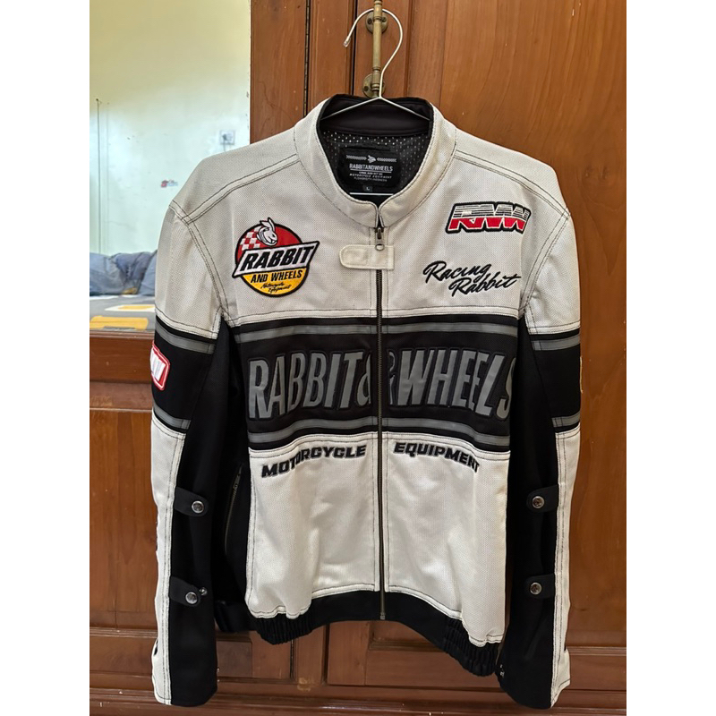 rabbit and wheels rockstar