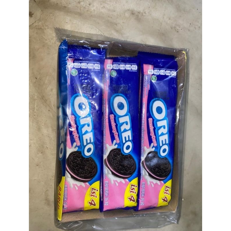 

Oreo keping Roll Rasa Strawberry (! pack 12 pcs x 38gr)