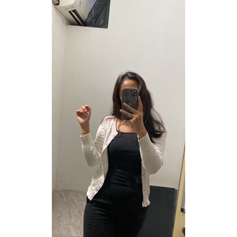 (Nett) Preloved Cardigan Anak / Cardigan Putih / White Cardi / Kids Cardi / Cardigan Rajut / Knit Ca