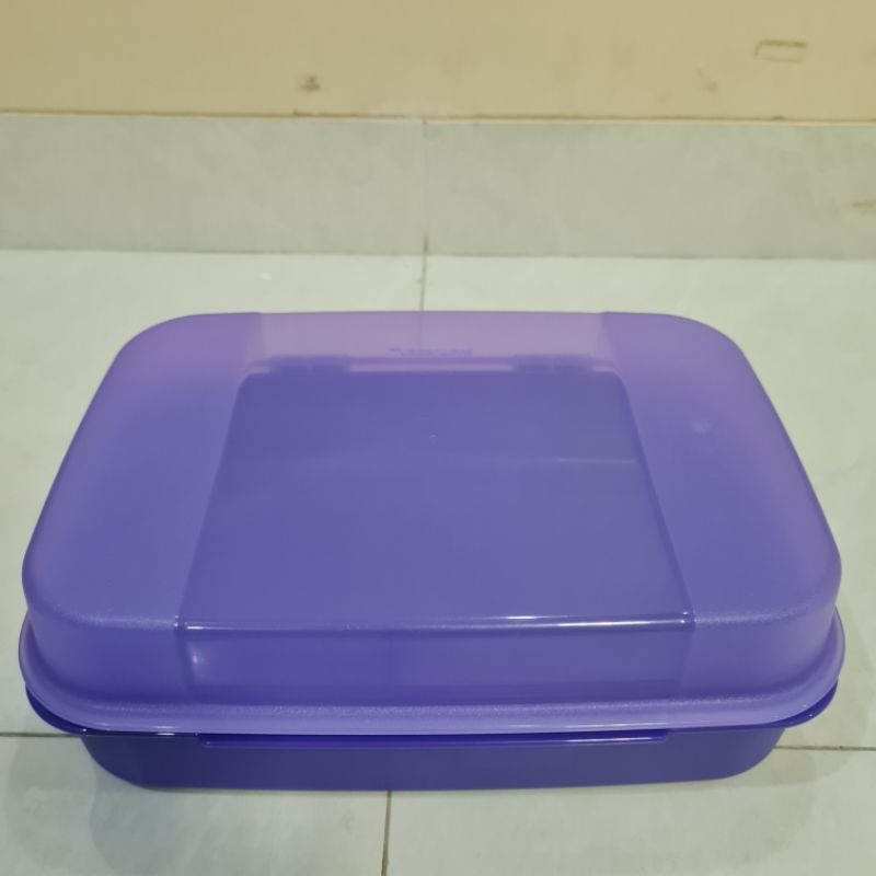 TUPPERWARE Ezy Keeper Signature Rectangular ungu