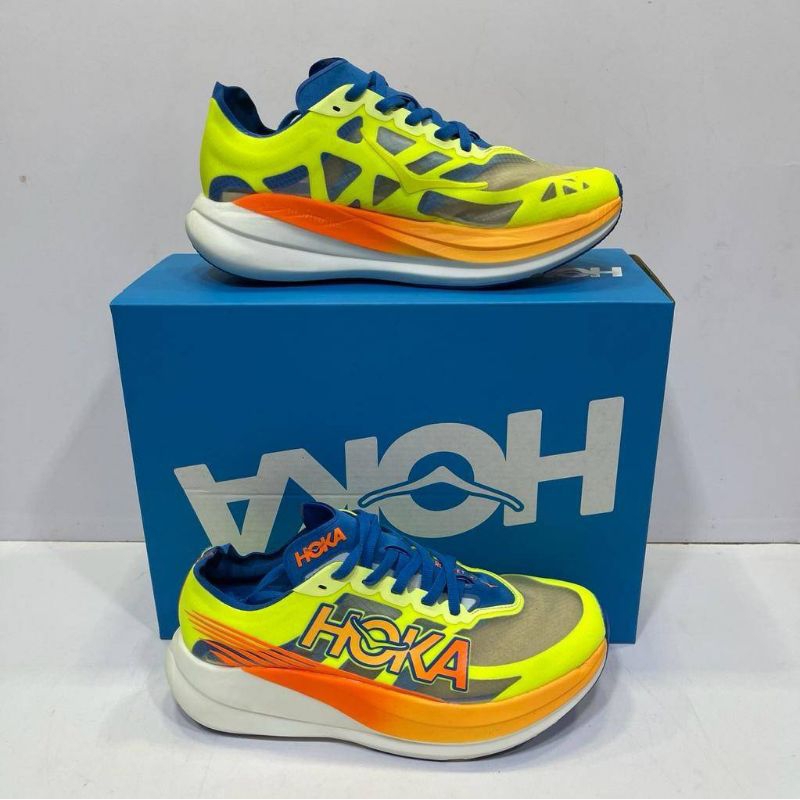 hoka rocket X2