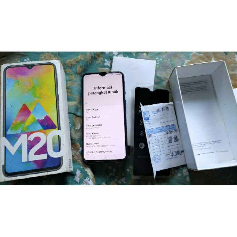 Samsung Galaxy M20 Ram 3 Memori 32 Gb