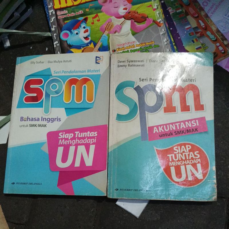 buku SPM SMK,SMA,SMP  matematika bahasa indonesia inggris akuntansi bekas original