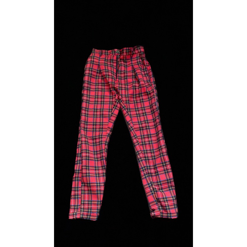 preloved celana tartan pull&bear