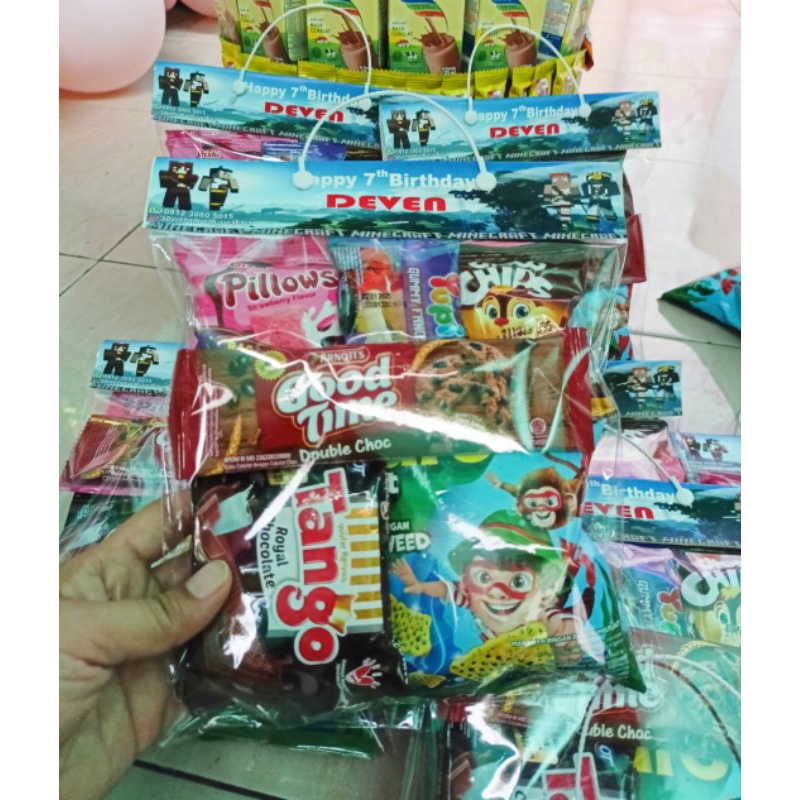 

snack ulang tahun/bingkisan ulang tahun/paket ulang tahun