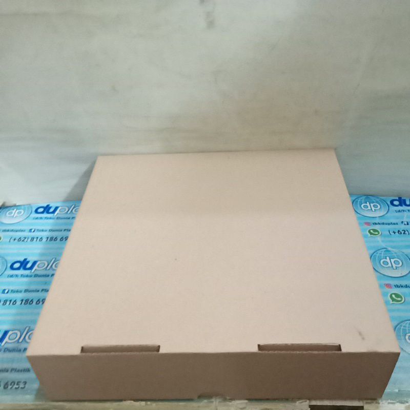 

Box Dus Kotak Kue Pizza Kraft 20 x 20 cm