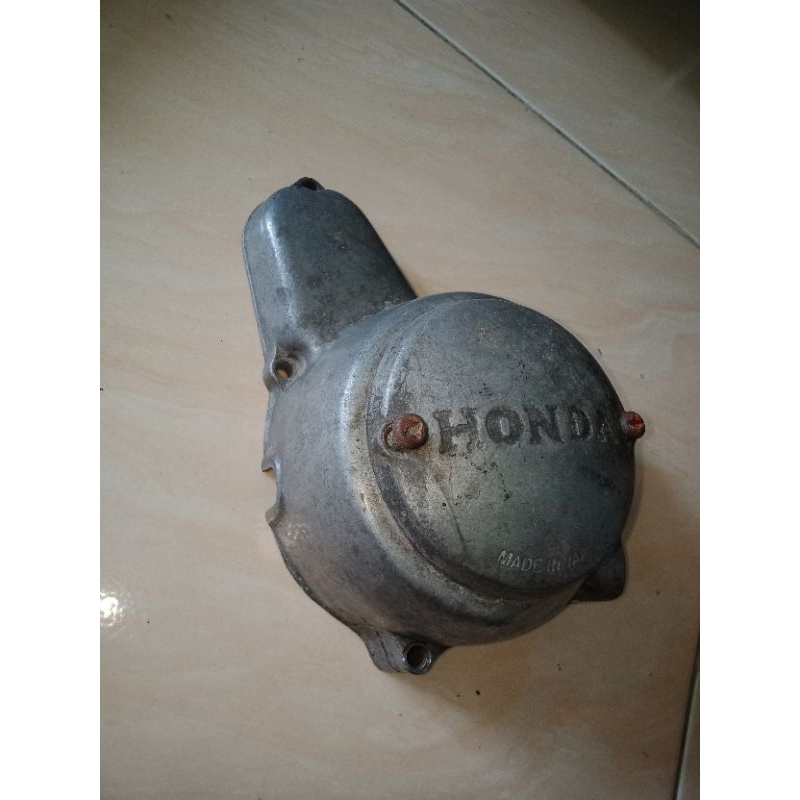 Bak Magnet Cover Kalter kiri Honda C50 C70 pispot ori